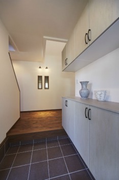 玄関のリフォーム事例004