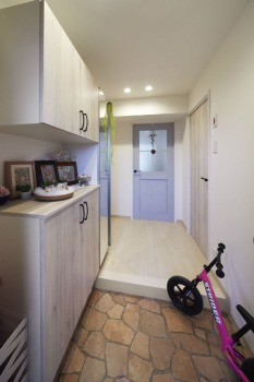 玄関のリフォーム事例006